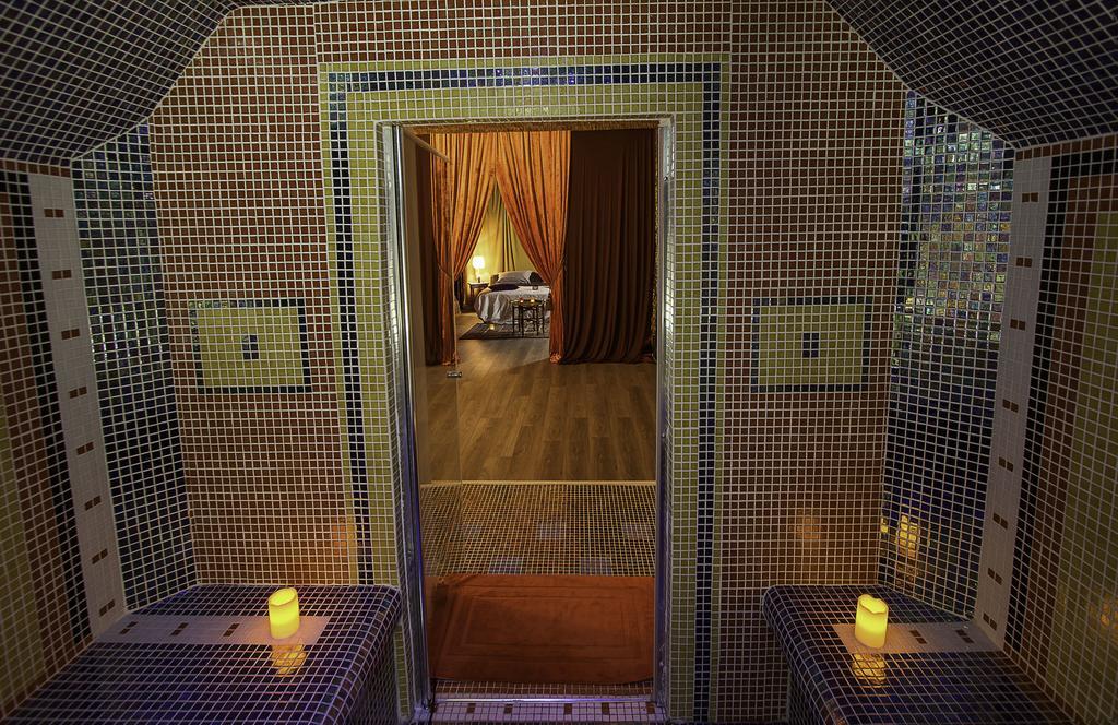 Hotel La Font Vineuse & Spa Saint-Pierre-d'Argencon Quarto foto